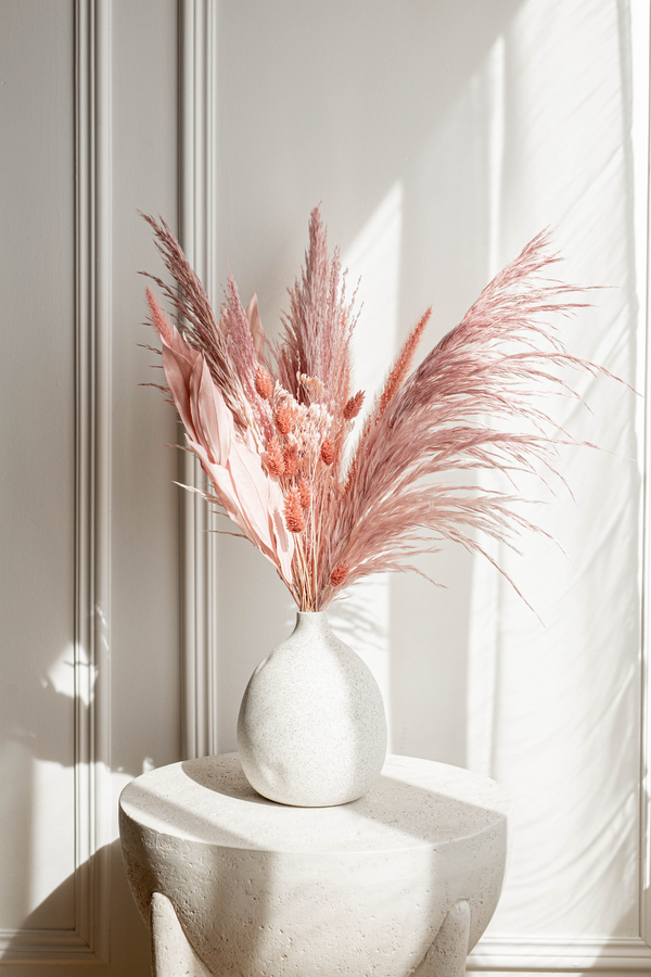 Maui Mother's Day Arrangement Blush Gift Wrapped - United States , dried flowers and pampas grass American Company. Bulk and wholesale dried flowers and pampas grass fluffy. Large White Pampas Grass 