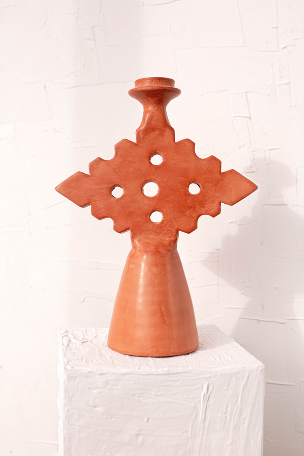 marrakech tadelakt triangle candle holder medium terracotta - LUXE B Pampas Grass California